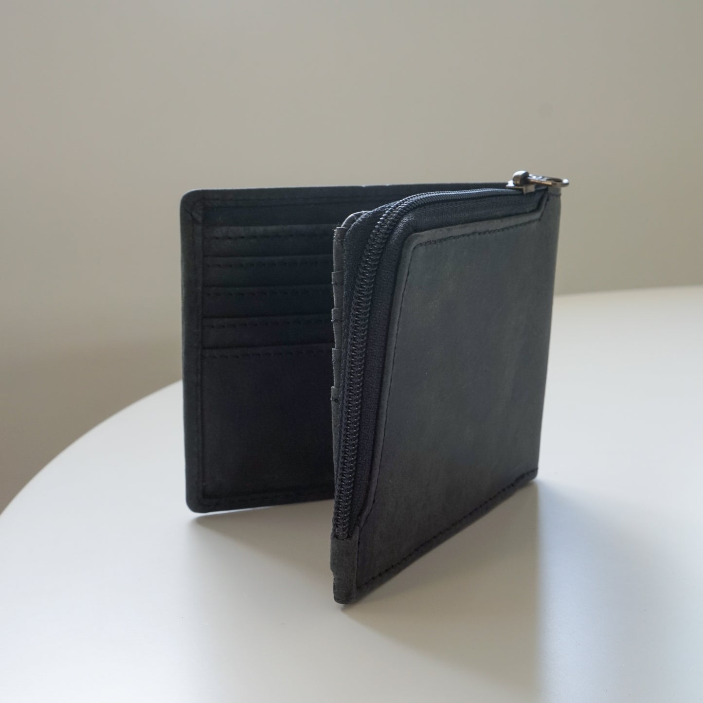 Double Bay Wallet Cowhide Black