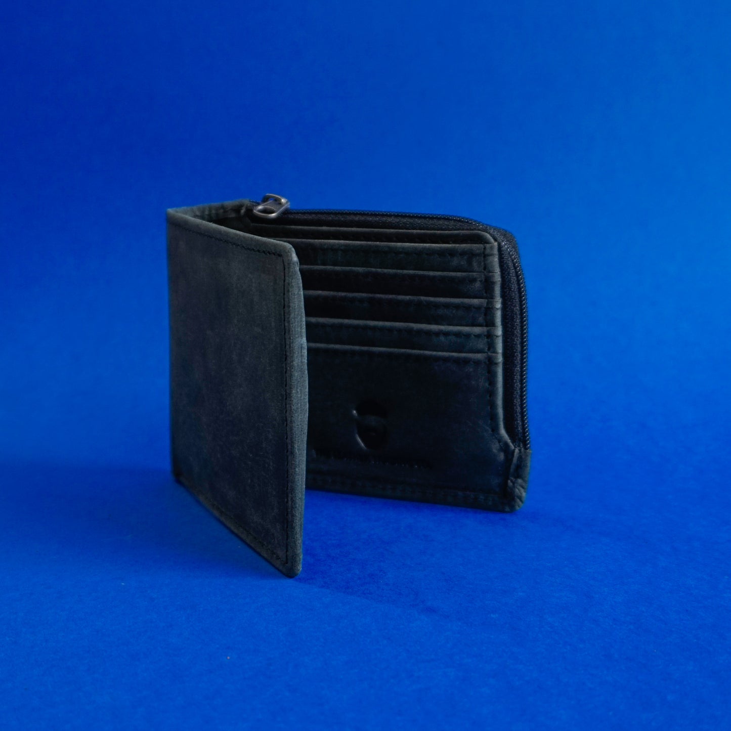 Double Bay Wallet Cowhide Black