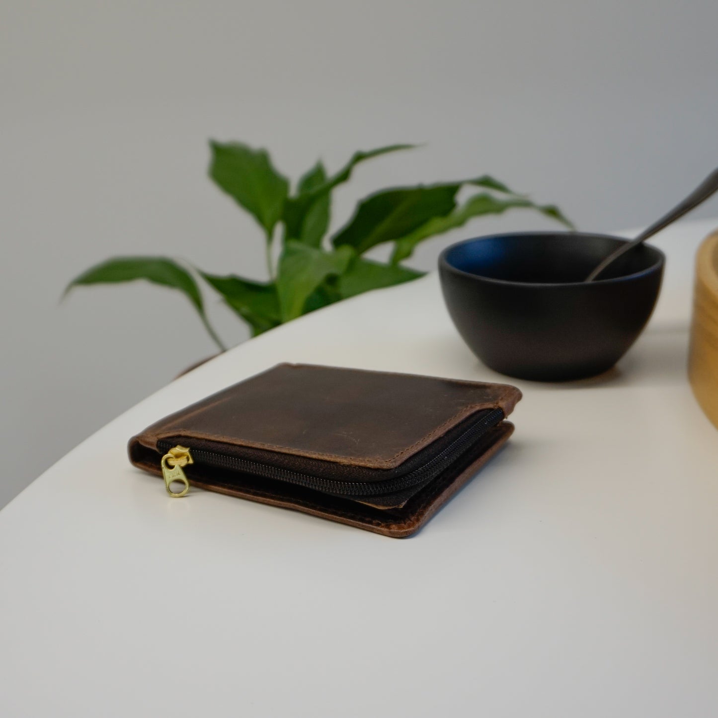 Double Bay Wallet Waxed Buffalo Hide