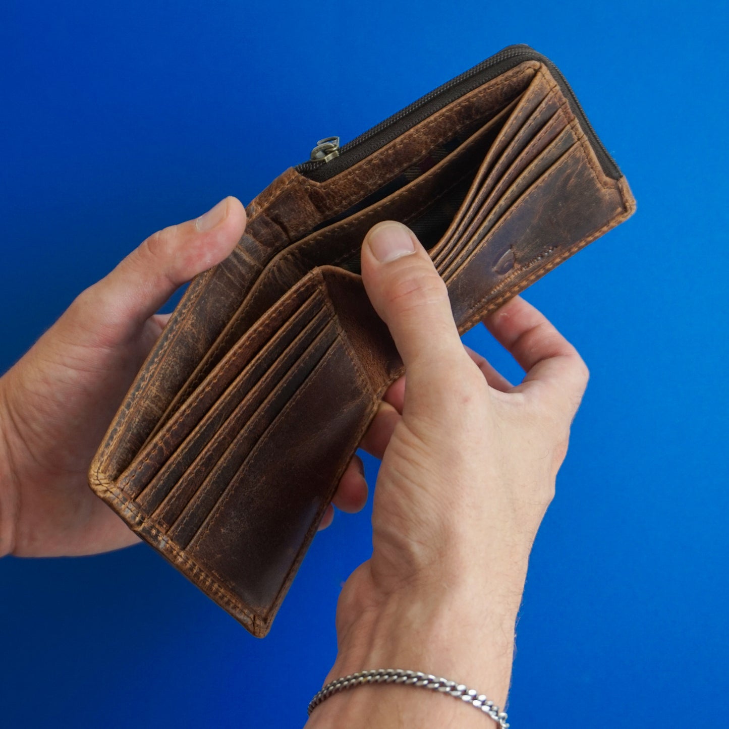 Double Bay Wallet Waxed Buffalo Hide