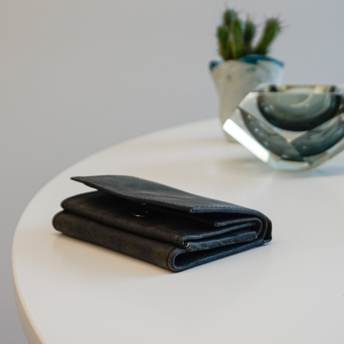 Glebe Wallet Cowhide Black