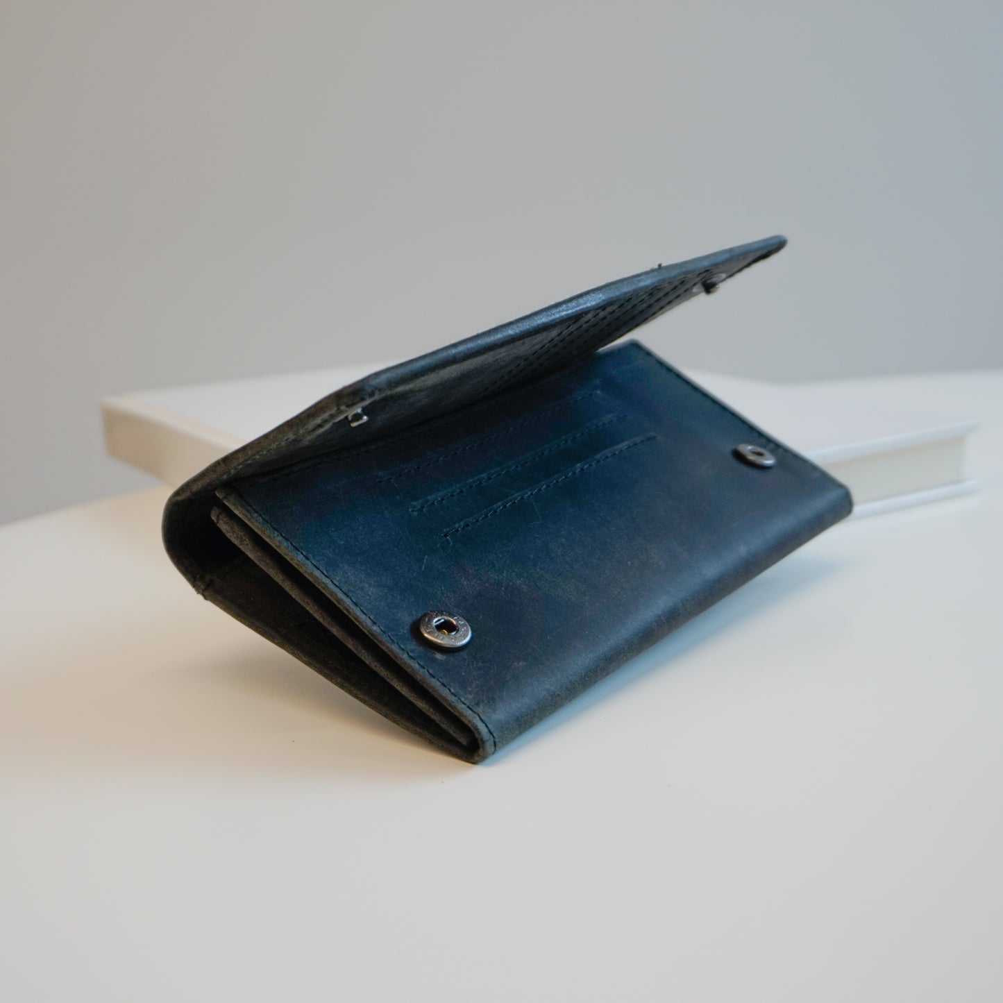 Hunters Hill Clutch Wallet Cowhide Black