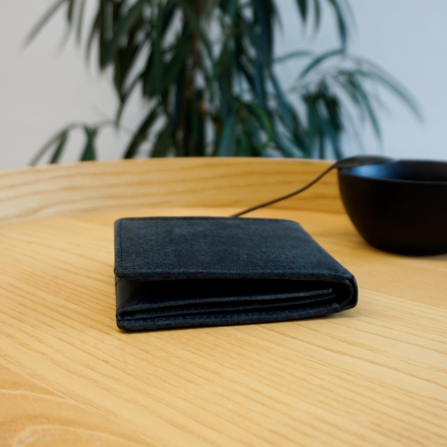 Mascot Wallet Cowhide Black