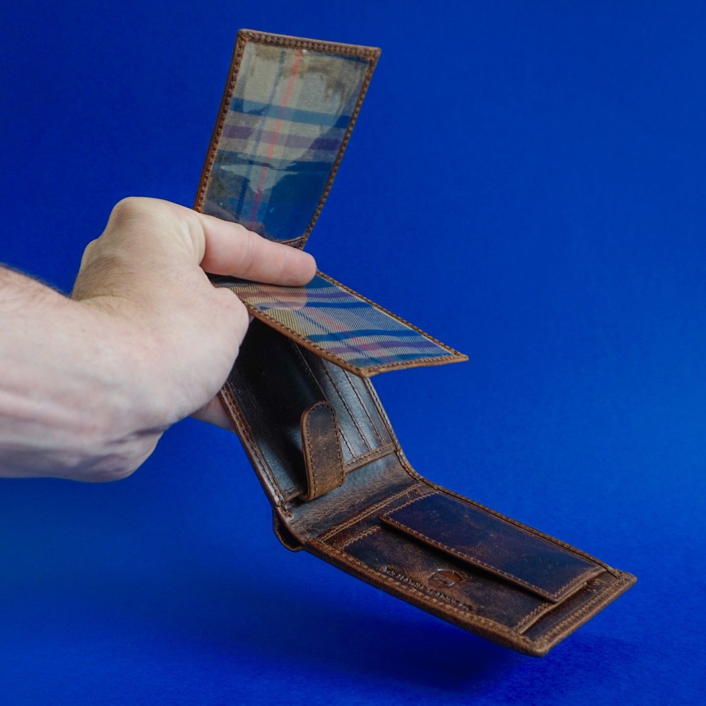 Mascot Wallet Waxed Buffalo Hide
