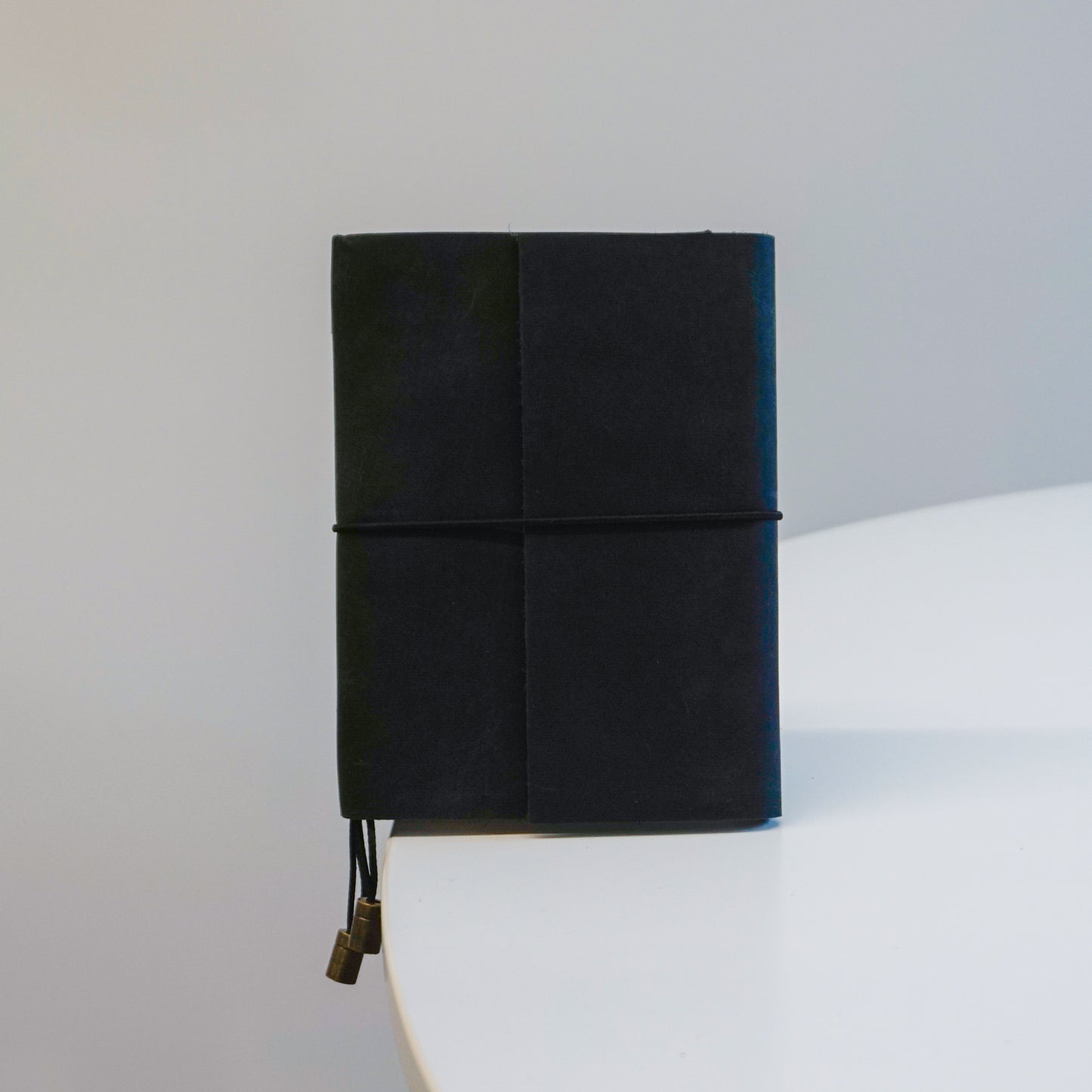 Midori A6 Journal Elastic in Black Cowhide