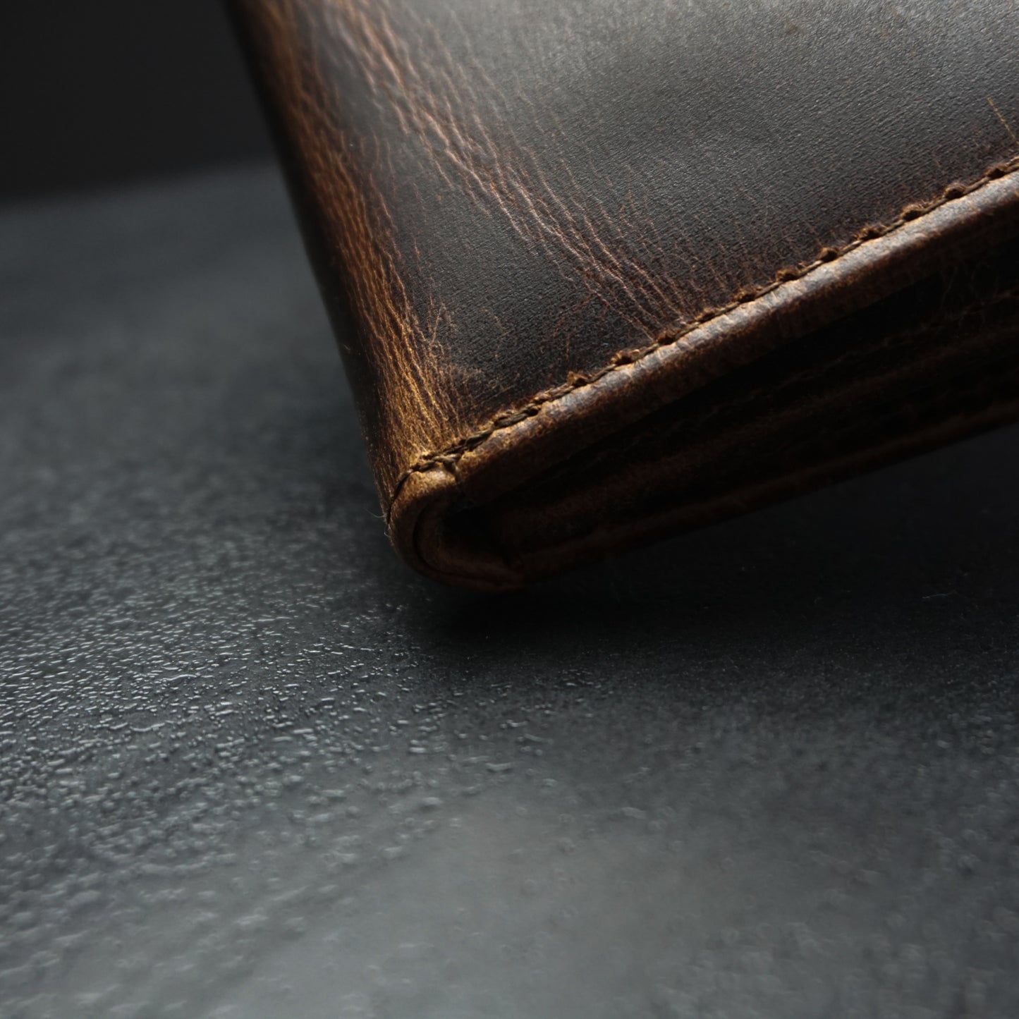 Newport Wallet Waxed Buffalo Hide