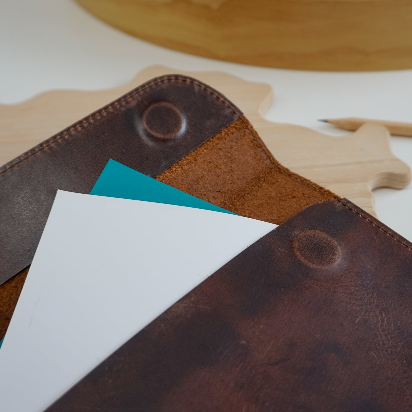 Newtown 11 Tablet Case Waxed Buffalo Hide