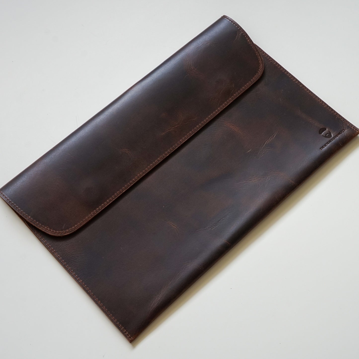 Newtown 14 Laptop Case Waxed Buffalo Hide