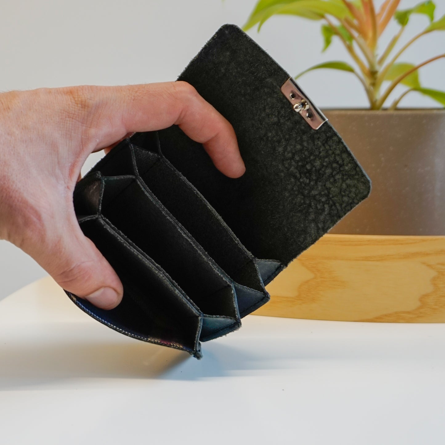 Randwick Clip Wallet Cowhide Black
