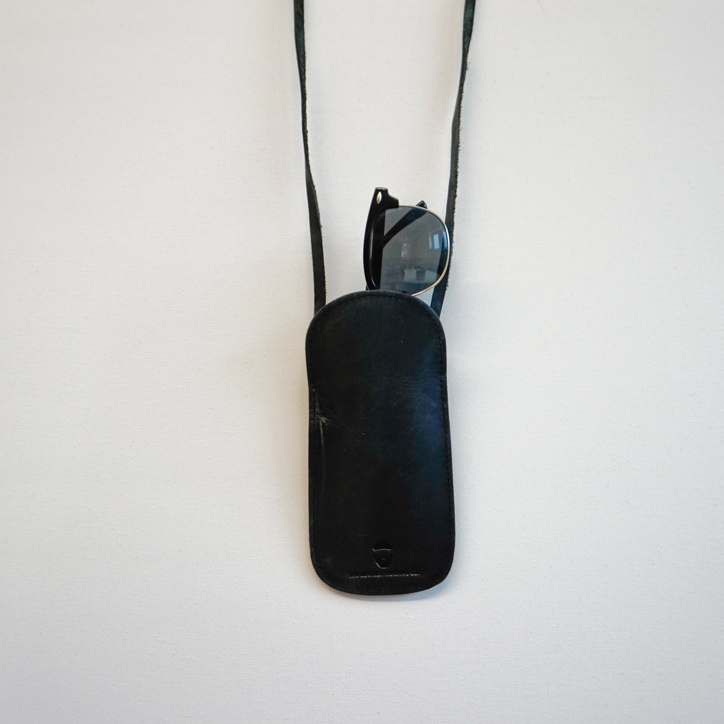 Slip Inn Glasses Case Cowhide Black