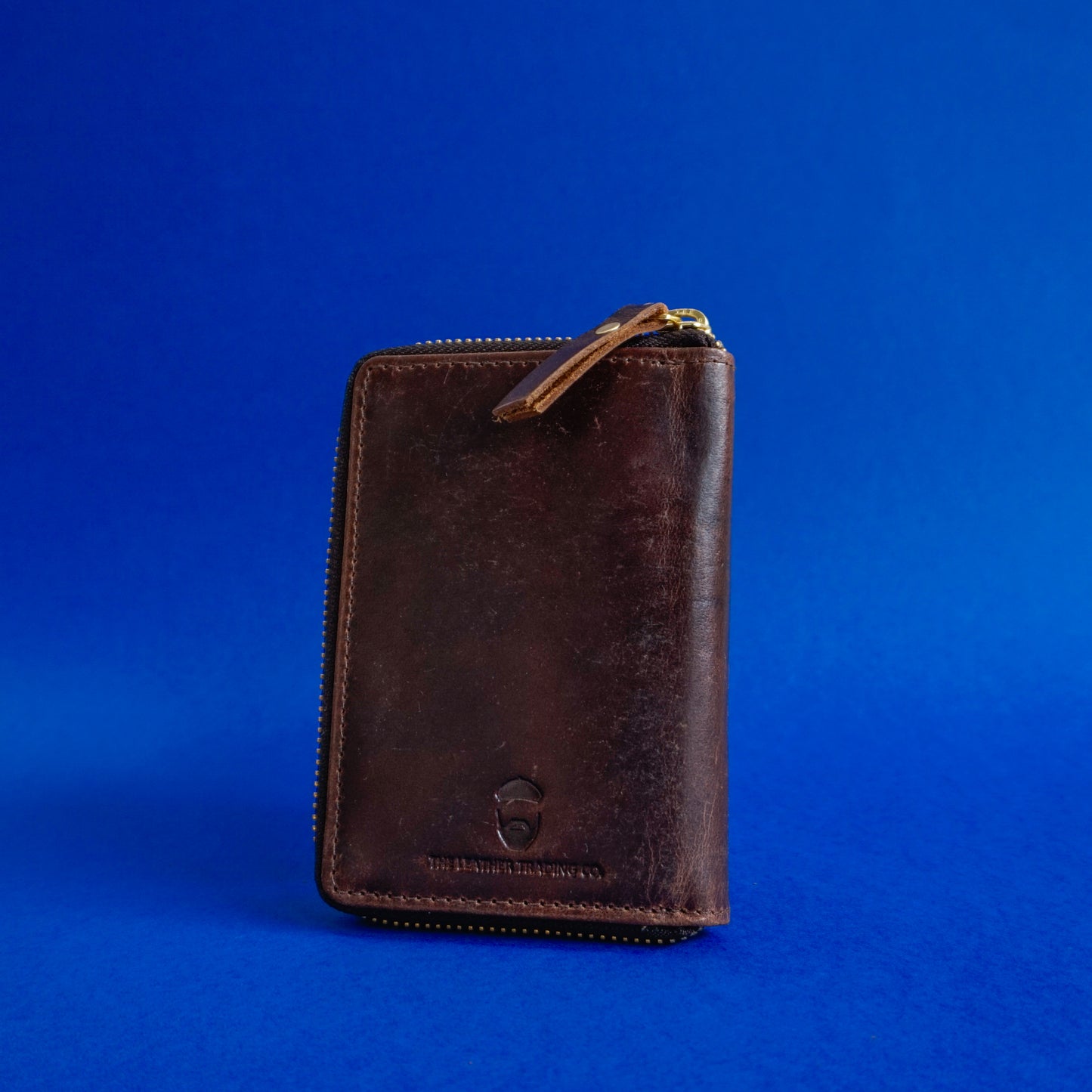 Tassie Wallet Waxed Buffalo Hide