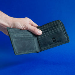 Double Bay Wallet Cowhide Black