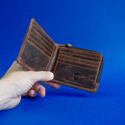 Double Bay Wallet Waxed Buffalo Hide