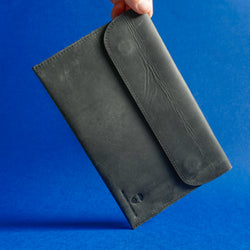 Newtown 8 Small Tablet Case Cowhide Black