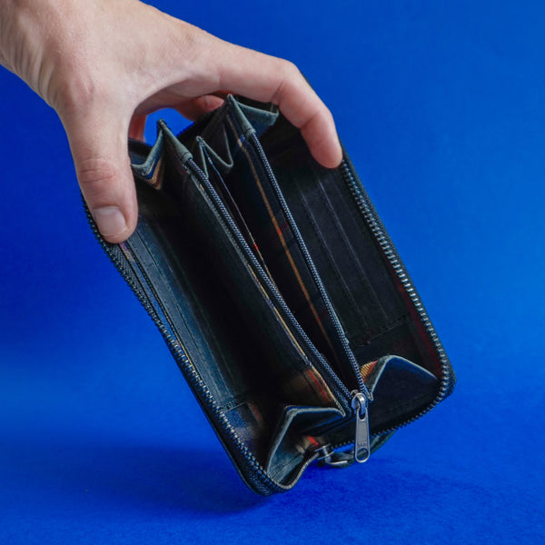 Potts Point Clutch Wallet Cowhide Black