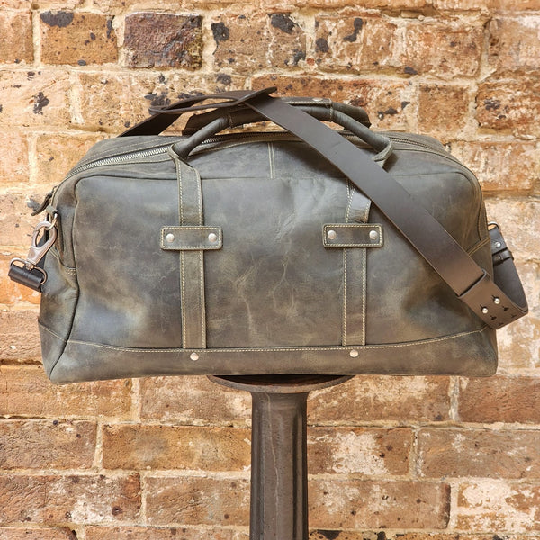 ULURU 50CMM BUFFALO TRAVEL AND GYM DUFFLE BAG - BLACK